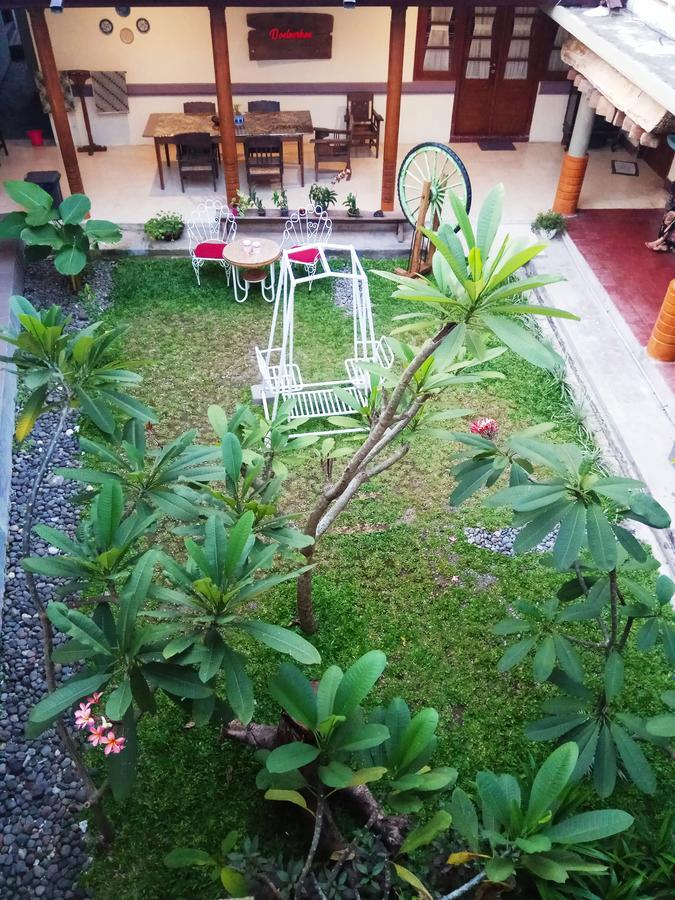 Doeloerkoe Homestay Solo 外观 照片