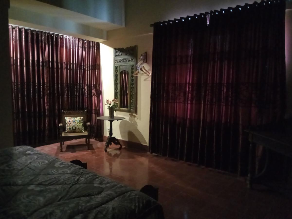 Doeloerkoe Homestay Solo 外观 照片