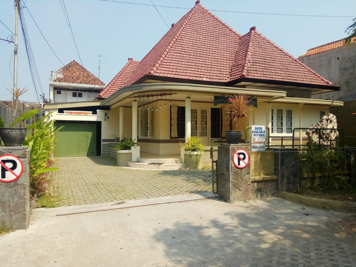 Doeloerkoe Homestay Solo 外观 照片